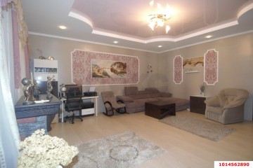 Фото №1: 2-комнатная квартира 84 м² - Краснодар, мкр. Юбилейный, ул. 70-летия Октября, 22/1