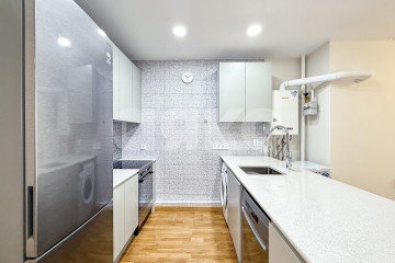 Фото №4: 3-комнатная квартира 82 м² - Дивноморское, ул. Черноморская, 35