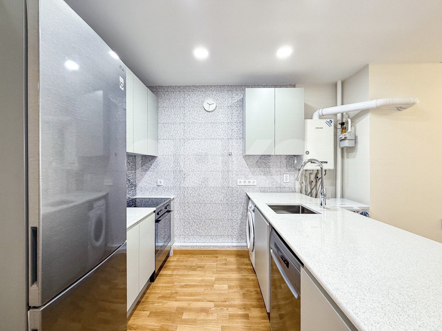 Фото №4: 3-комнатная квартира 82 м² - Дивноморское, ул. Черноморская, 35