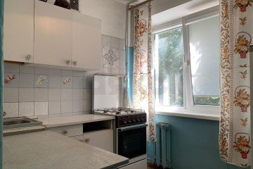 Фото №1: 3-комнатная квартира 50 м² - Краснодар, мкр. Фестивальный, ул. Стахановская
