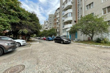 Фото №1: 1-комнатная квартира 43 м² - Краснодар, мкр. Юбилейный, ул. Рождественская набережная, 9