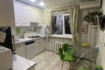 Фото №1: 2-комнатная квартира 60 м² - Краснодар, мкр. имени Маршала Жукова, ул. имени Дзержинского, 201