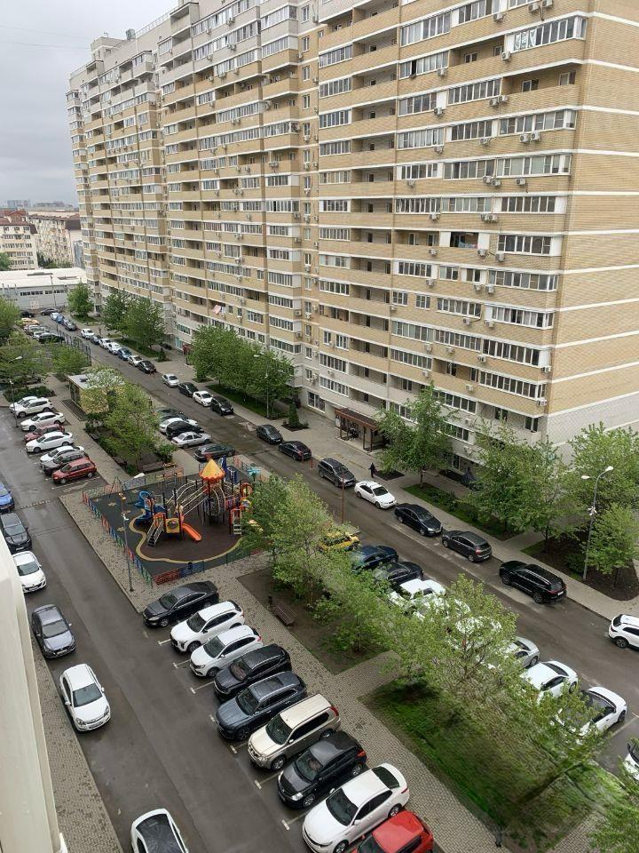 Фото №1: 2-комнатная квартира 54 м² - Краснодар, Прикубанский внутригородской округ, Музыкальный, мкр. ЖК Светлый, ул. Московская, 144к1