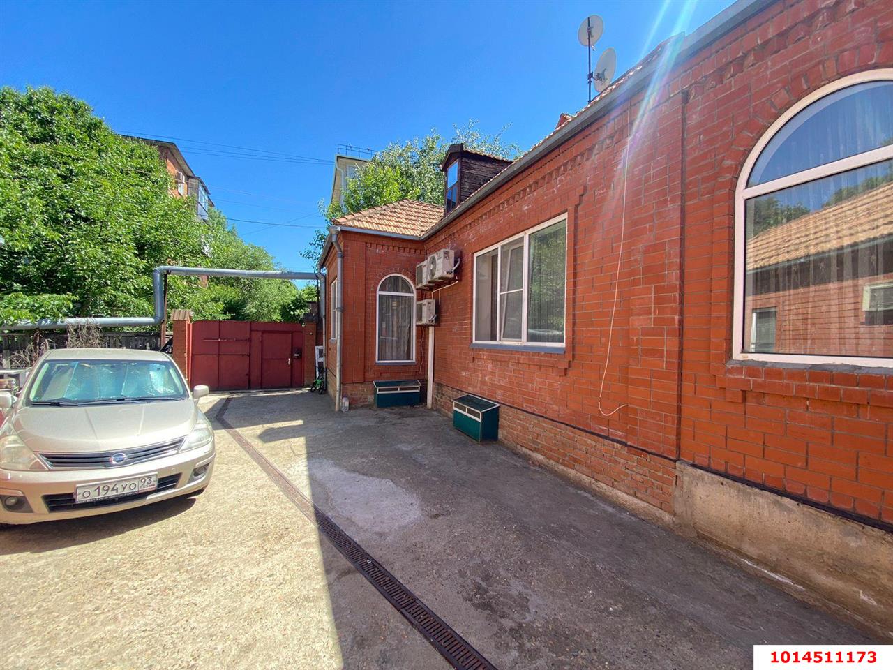 Фото №1: Дом 272 м² + 6.3 сот. - Краснодар, Славянский, пр-д 1-й Темрюкский, 8