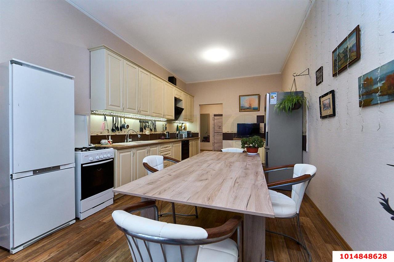 Фото №3: Дом 194 м² + 12 сот. - Лотос, Прикубанский внутригородской округ, ул. Абрикосовая, 37