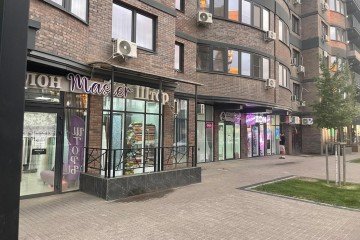 Фото №1: Торговое помещение 68 м² - Краснодар, мкр. жилой комплекс Red777, ул. Адмирала Крузенштерна, 5