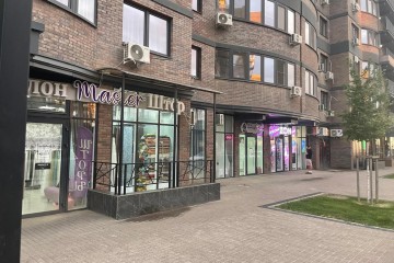 Фото №1: Торговое помещение 68 м² - Краснодар, мкр. жилой комплекс Red777, ул. Адмирала Крузенштерна, 5