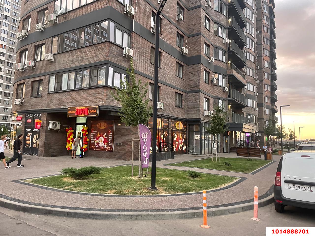 Фото №5: Торговое помещение 68 м² - Краснодар, жилой комплекс Red777, ул. Адмирала Крузенштерна, 5