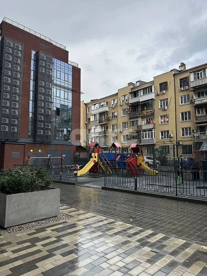 Фото №35: 4-комнатная квартира 135 м² - Ростов-на-Дону, Кировский, ул. Максима Горького, 120