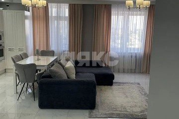 Фото №1: 2-комнатная квартира 67 м² - Ростов-на-Дону, мкр. Нахичевань, ул. Богданова, 79