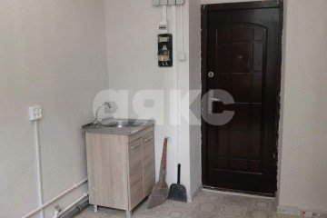 Фото №1: Комната 65 м² - Ростов-на-Дону, мкр. квартал Нижнегниловской, ул. Свердловская, 83