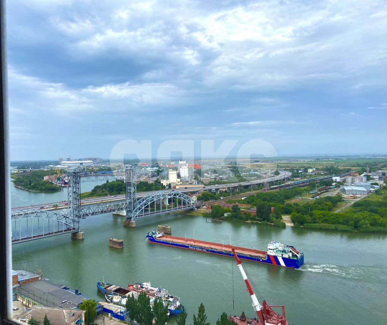 Фото №5: 1-комнатная квартира 38 м² - Ростов-на-Дону, Западный, ул. Привокзальная, 3