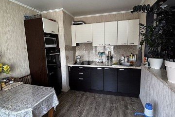 Фото №1: 3-комнатная квартира 63 м² - Ростов-на-Дону, мкр. 7-й, ул. Малиновского, 44