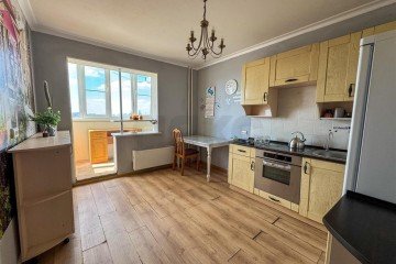 Фото №1: 2-комнатная квартира 56 м² - Краснодар, ж/м Пашковский, ул. Ярославского, 70