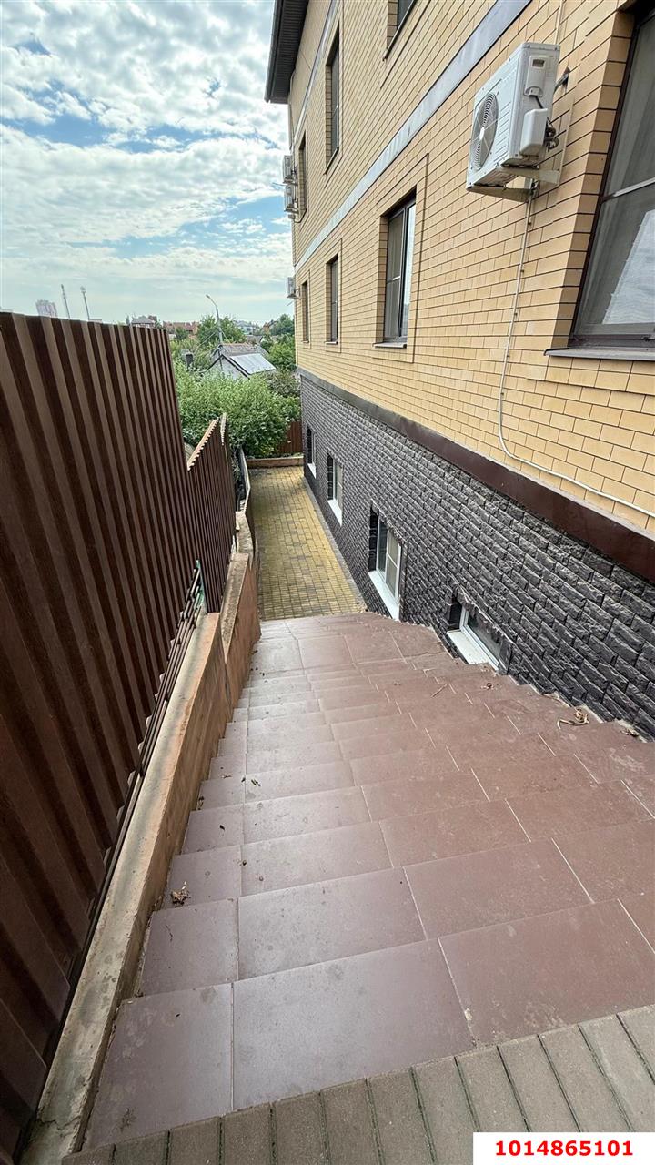 Фото №5: Коммерция 136 м² - Краснодар, Центральный внутригородской округ, мкр. Черёмушки, ул. Димитрова, 52