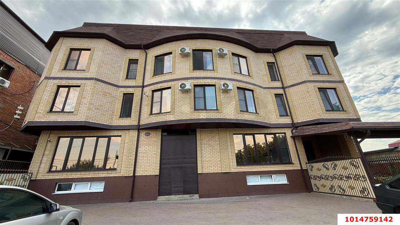 Фото №1: Торговое помещение 233 м² - Краснодар, Черёмушки, ул. Димитрова, 54