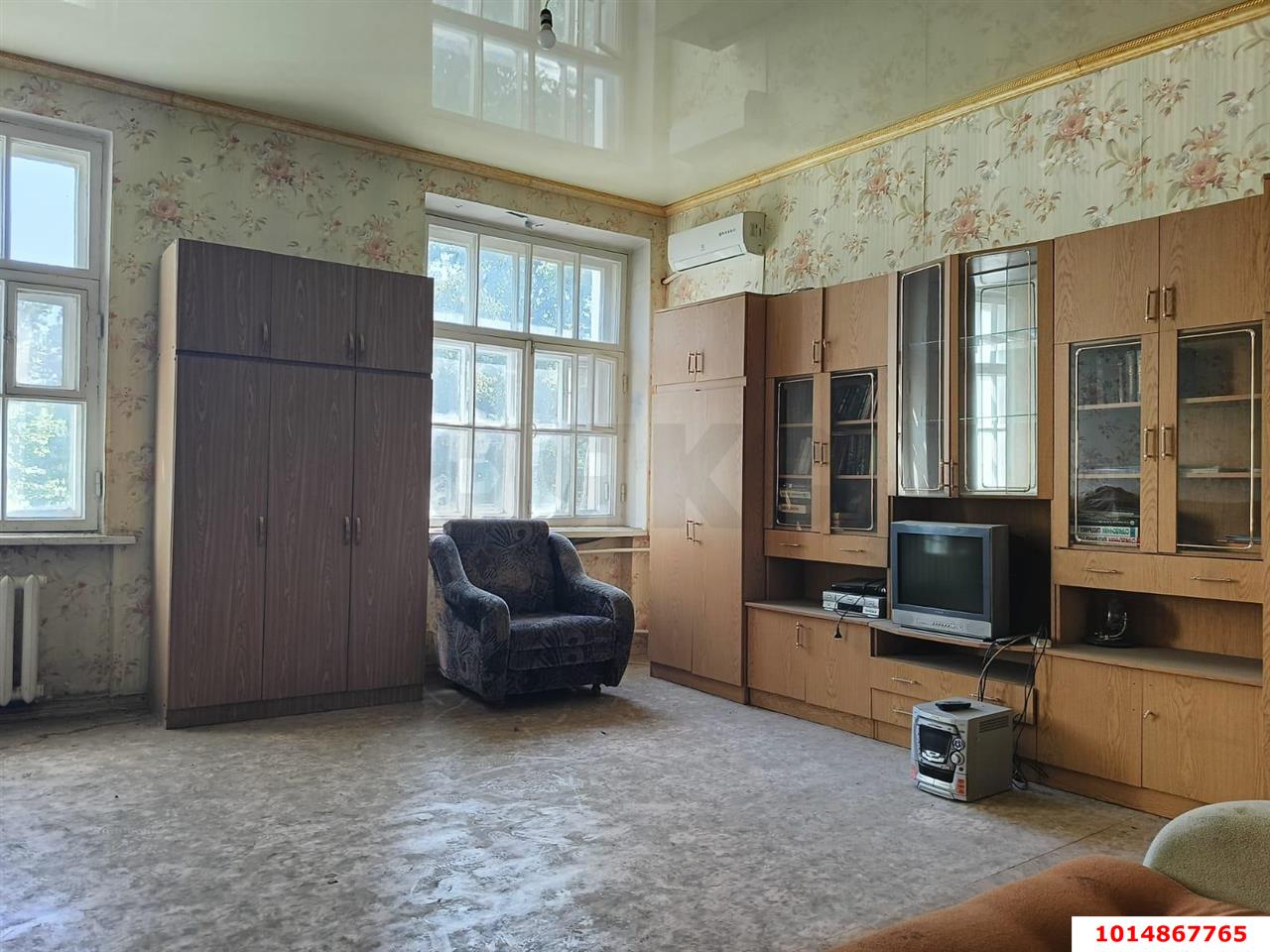 Фото №1: 3-комнатная квартира 98 м² - Краснодар, Центральный внутригородской округ, мкр. Завод Измерительных Приборов, ул. Зиповская, 1