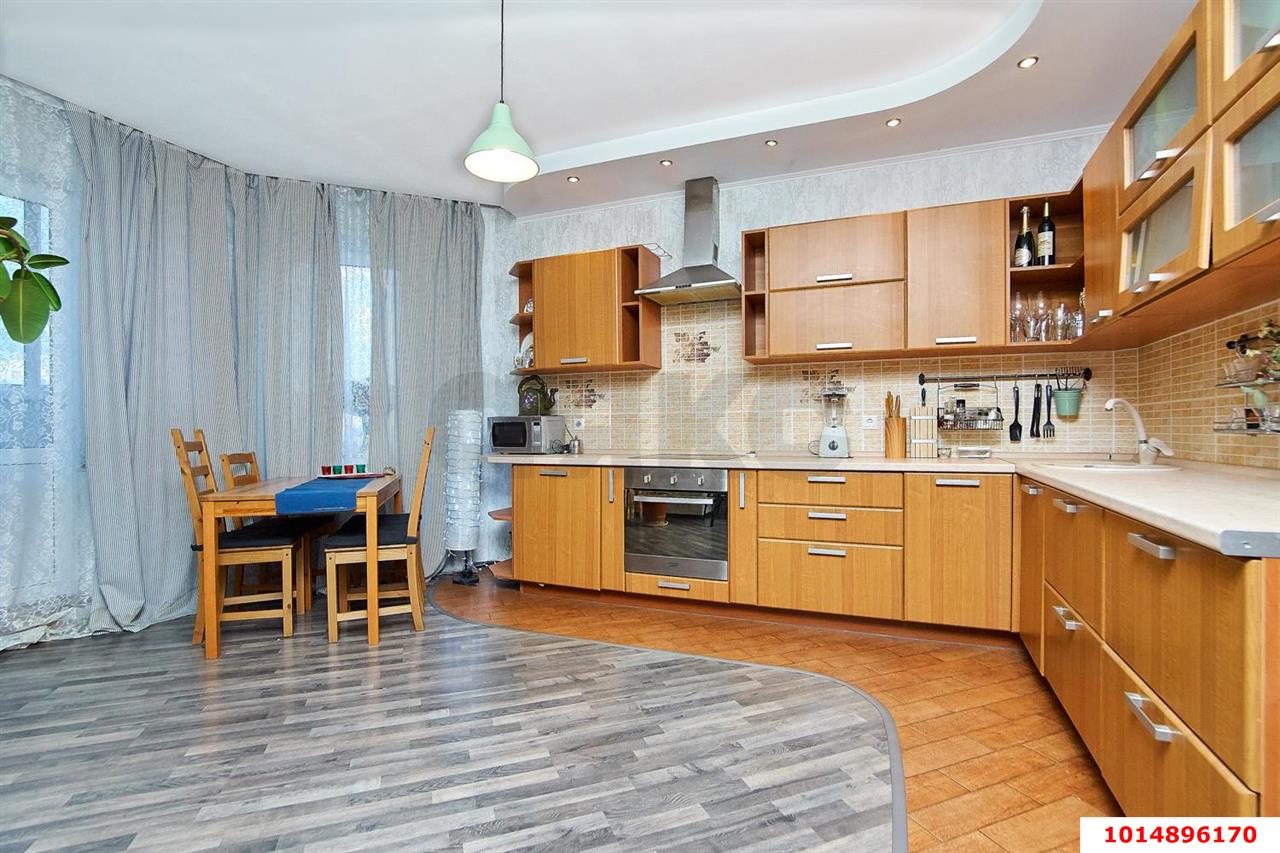 Фото №1: 2-комнатная квартира 70 м² - Краснодар, жилой комплекс Аврора, ул. Гаражная, 67