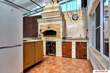 Фото №2: Дом 302 м² - Краснодар, мкр. Кожзавод, ул. имени Калинина, 121