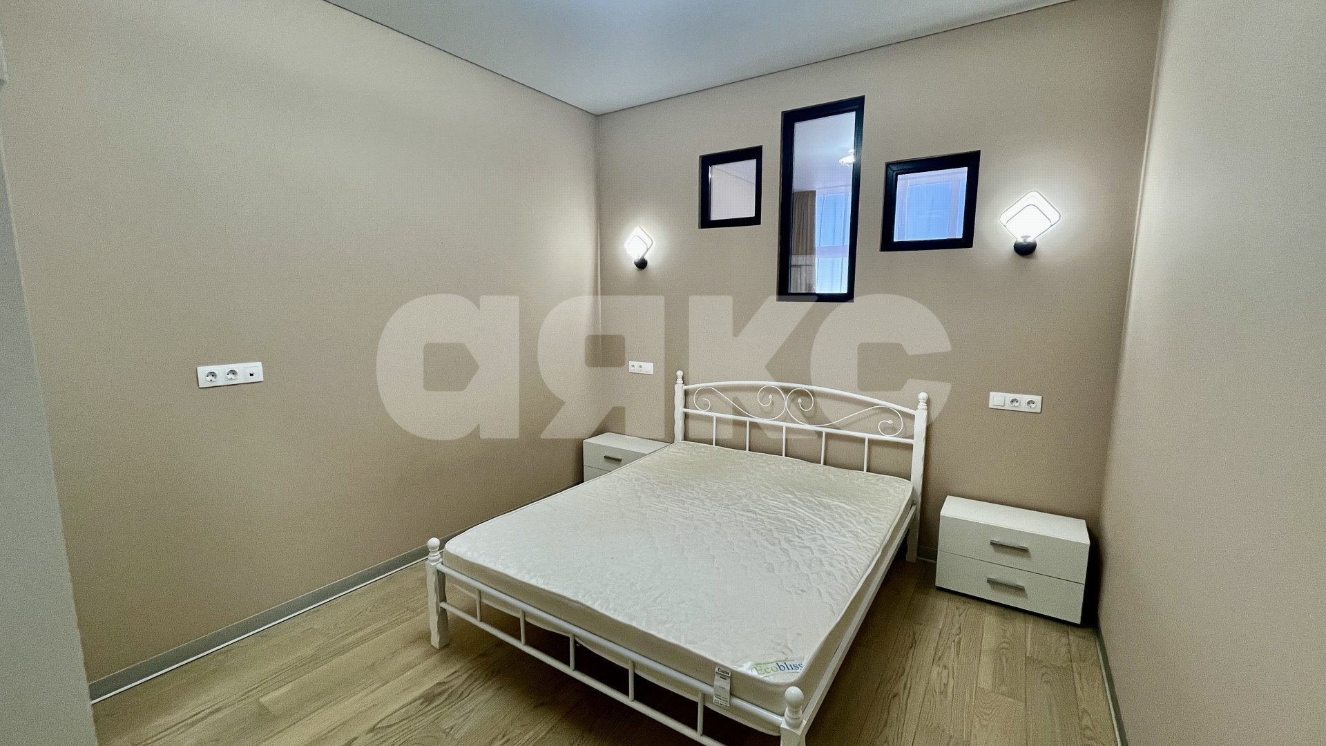 Фото №10: 3-комнатная квартира 60 м² - Симферополь, ЖК Солнечный, ул. Маршала Советского Союза Буденного С.М., 33к3