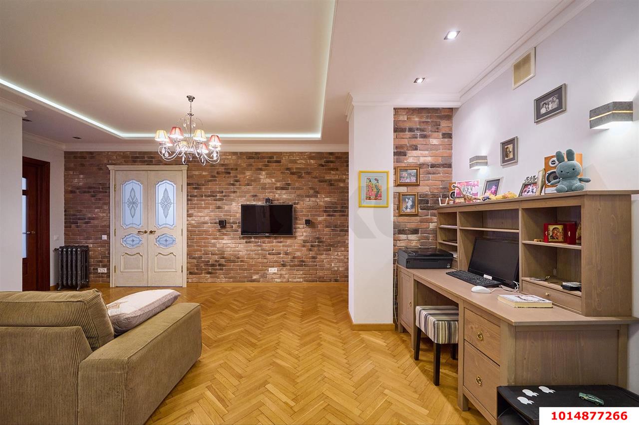 Фото №1: 2-комнатная квартира 92 м² - Краснодар, Центральный внутригородской округ, Западный внутригородской округ, мкр. Центральный, ул. Кубанская набережная, 31/1