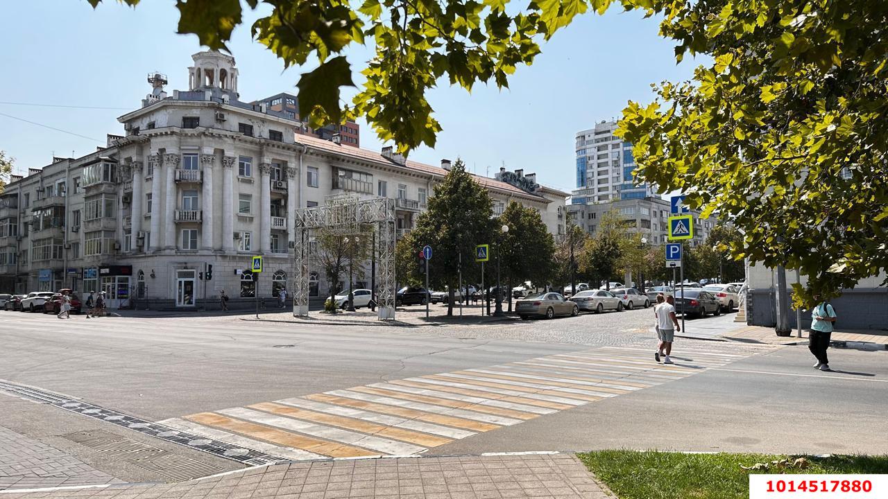 Фото №1: Коммерция 137 м² - Новороссийск, р. Центральный, ул. Новороссийской Республики, 1