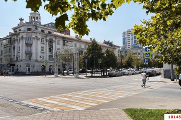 Фото №1: Торговое помещение 138 м² - Новороссийск, р. Центральный, ул. Новороссийской Республики, 1