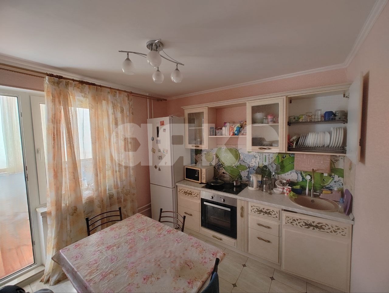 Фото №1: 1-комнатная квартира 37 м² - Геленджик, жилой комплекс Кубанская Марка, ул. Маршала Жукова, 1к3