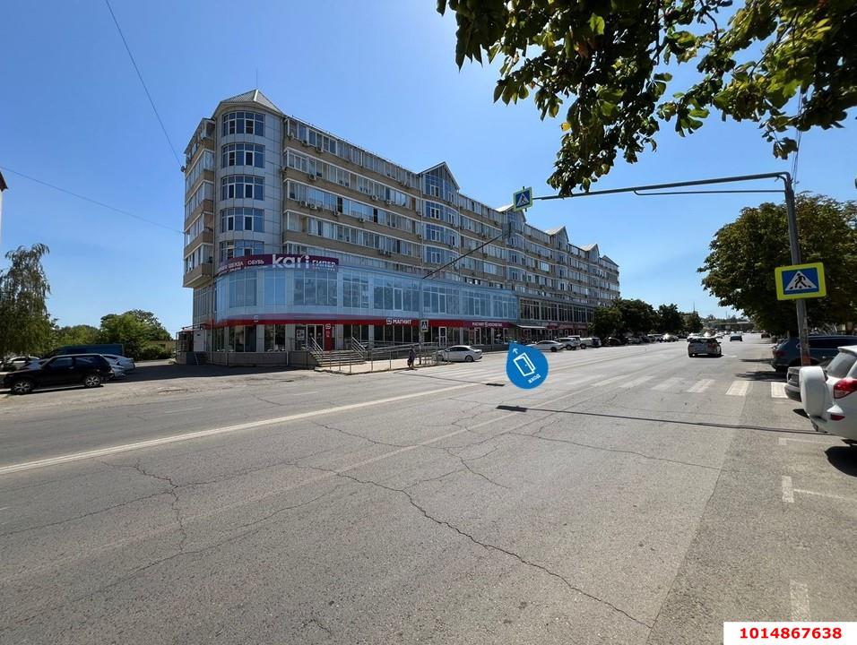 Фото №1: Торговое помещение 655 м² - Абинск, ул. Горького, 26