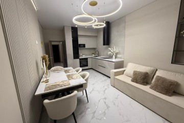 Фото №1: 2-комнатная квартира 70 м² - Краснодар, мкр. ЖК На Стахановской, ул. Стахановская, 1/5к4