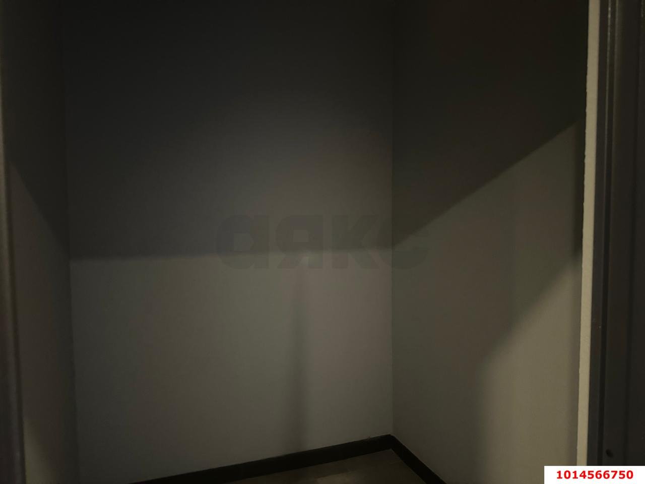 Фото №6: Кладовка 2 м² - Краснодар, Карасунский внутригородской округ, жилой комплекс Империал, ж/м Пашковский, ул. Леонида Лаврова, 8к1ск3