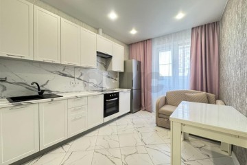 Фото №1: 1-комнатная квартира 40 м² - Краснодар, мкр. жилой комплекс Мелодия, ул. Гидростроителей, 59/2