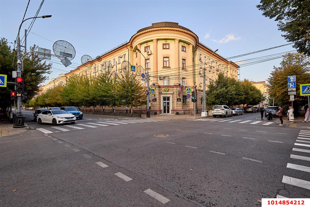 Фото №1: 2-комнатная квартира 51 м² - Краснодар, Центральный, ул. Красная, 22