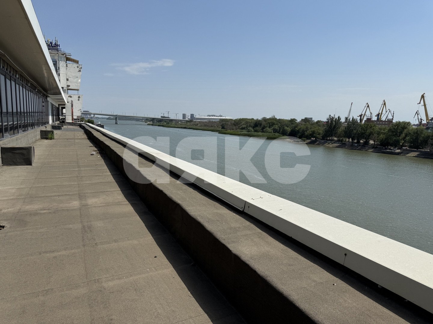 Фото №4: Коммерция 1200 м² - Ростов-на-Дону, Ленинский, ул. Береговая, 10