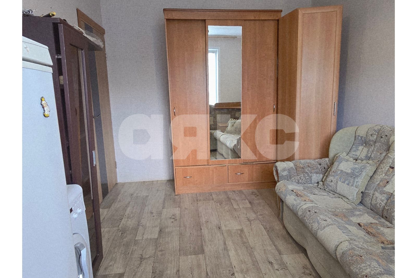Фото №6: 3-комнатная квартира 59 м² - Нижнекамск, 10-й, ул. Менделеева, 1