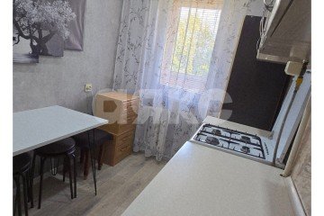 Фото №4: 3-комнатная квартира 59 м² - Нижнекамск, мкр. 10-й, ул. Менделеева, 1