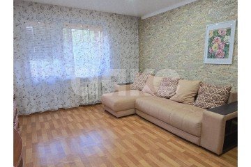 Фото №1: 3-комнатная квартира 59 м² - Нижнекамск, мкр. 10-й, ул. Менделеева, 1