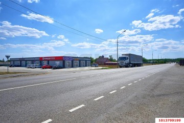 Фото №3: Торговое помещение 35 м² - Новоминская, пер. Запорожский, 15А