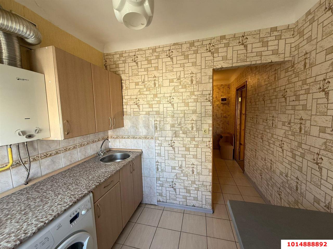Фото №3: 2-комнатная квартира 42 м² - Краснодар, Западный внутригородской округ, ул. Красных Партизан, 232