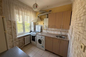 Фото №2: 2-комнатная квартира 42 м² - Краснодар, мкр. Западный внутригородской округ, ул. Красных Партизан, 232