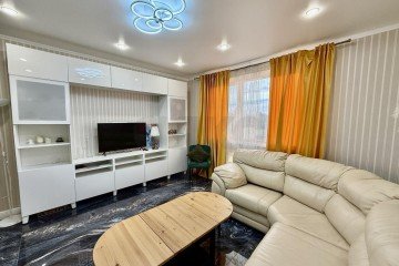 Фото №1: 2-комнатная квартира 51 м² - Краснодар, мкр. жилой комплекс Дыхание, ул. Лётчика Позднякова, 2