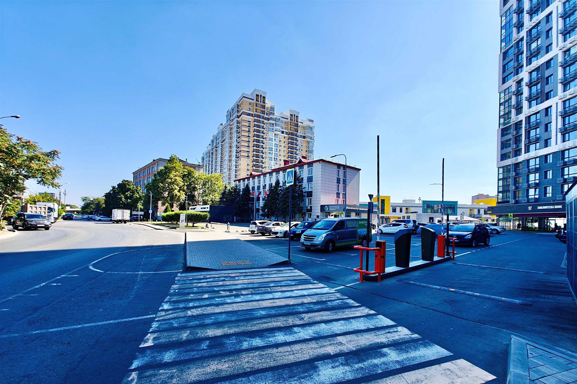 Фото №13: Коммерция 9 м² - Краснодар, Центральный внутригородской округ, мкр. 40 лет Победы, ул. Колхозная, 17