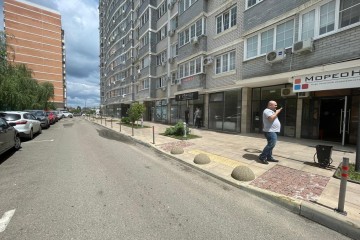 Фото №3: Торговое помещение 42 м² - Краснодар, мкр. жилой комплекс Выше, ул. Евгении Жигуленко, 25к2