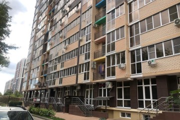 Фото №3: Торговое помещение 68 м² - Краснодар, ж/м имени Демьяна Бедного, ул. Степная, 1/1