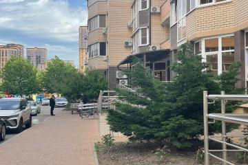 Фото №1: Коммерция 68 м² - Краснодар, ж/м имени Демьяна Бедного, ул. Степная, 1/1