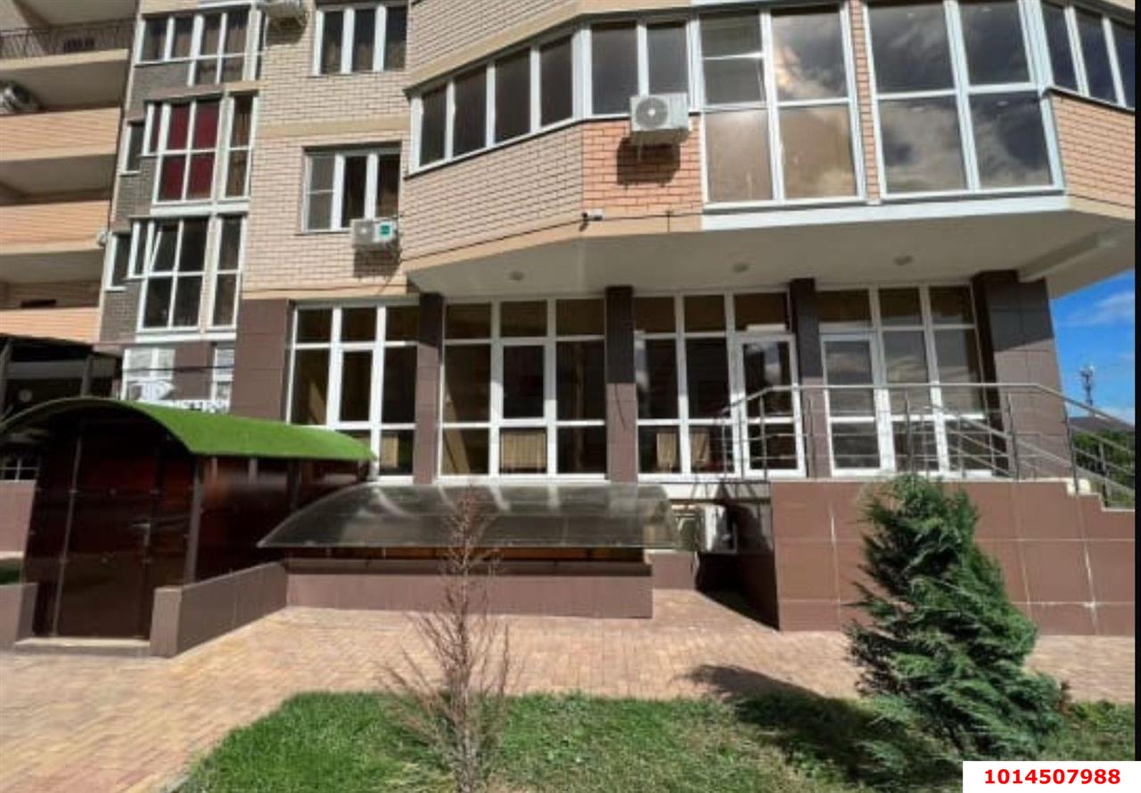 Фото №1: Торговое помещение 68 м² - Краснодар, имени Демьяна Бедного, ул. Степная, 1/1