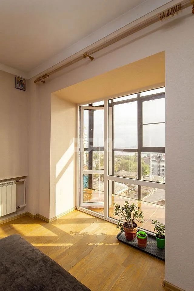 Фото №11: 2-комнатная квартира 78 м² - Ростов-на-Дону, Богатяновка, пер. Крепостной, 43/98