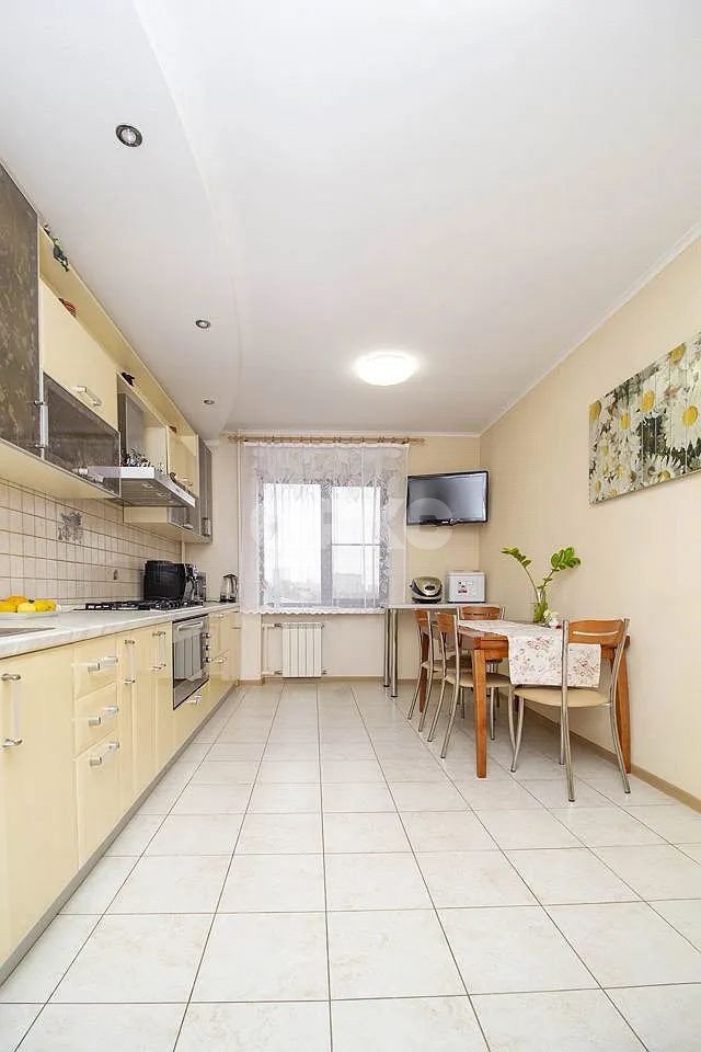 Фото №3: 2-комнатная квартира 78 м² - Ростов-на-Дону, Богатяновка, пер. Крепостной, 43/98