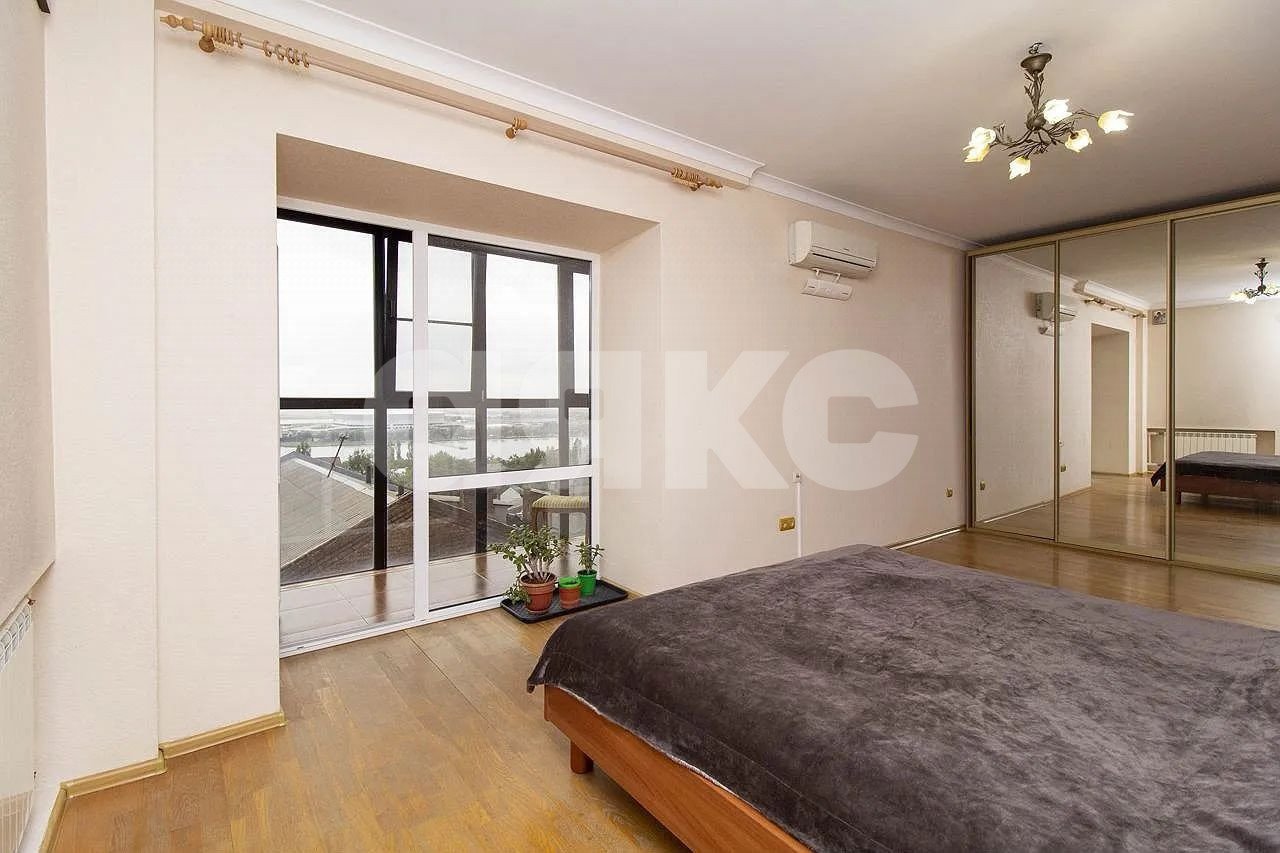 Фото №10: 2-комнатная квартира 78 м² - Ростов-на-Дону, Богатяновка, пер. Крепостной, 43/98