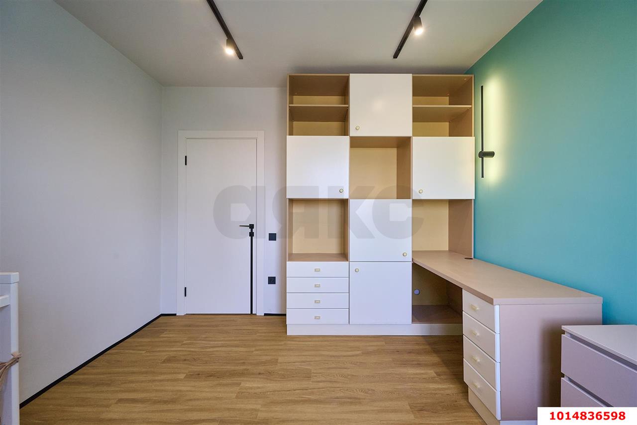 Фото №11: 2-комнатная квартира 70 м² - Краснодар, Западный внутригородской округ, ул. Красная, 43